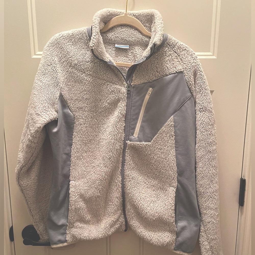 Women’s Columbia full zip jacket Size L